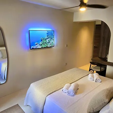 C A S A B E A S T B&B
