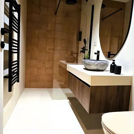 C A S A B E A S T B&B 스플리트