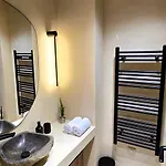 C A S A B E A S T Bed & Breakfast 4*