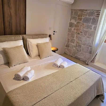 فندق مبيت وإفطار C A S A B E A S T 4*