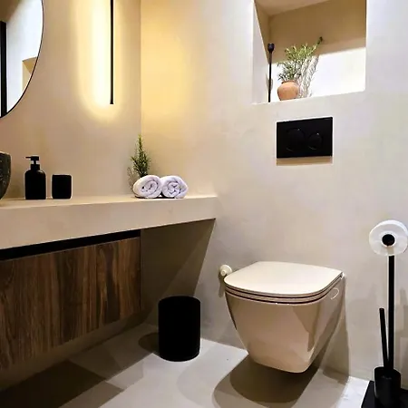 C A S A B E A S T Oda ve Kahvaltı 4*