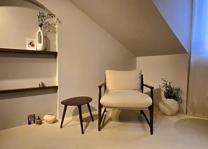 ベッド・アンド・ブレックファスト C A S A B E A S T スプリト