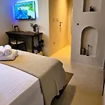 Bed & Breakfast C A S A B E A S T 4*