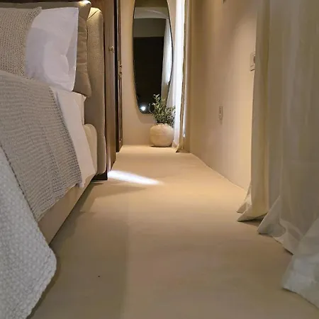 C A S A B E A S T Bed & Breakfast Split